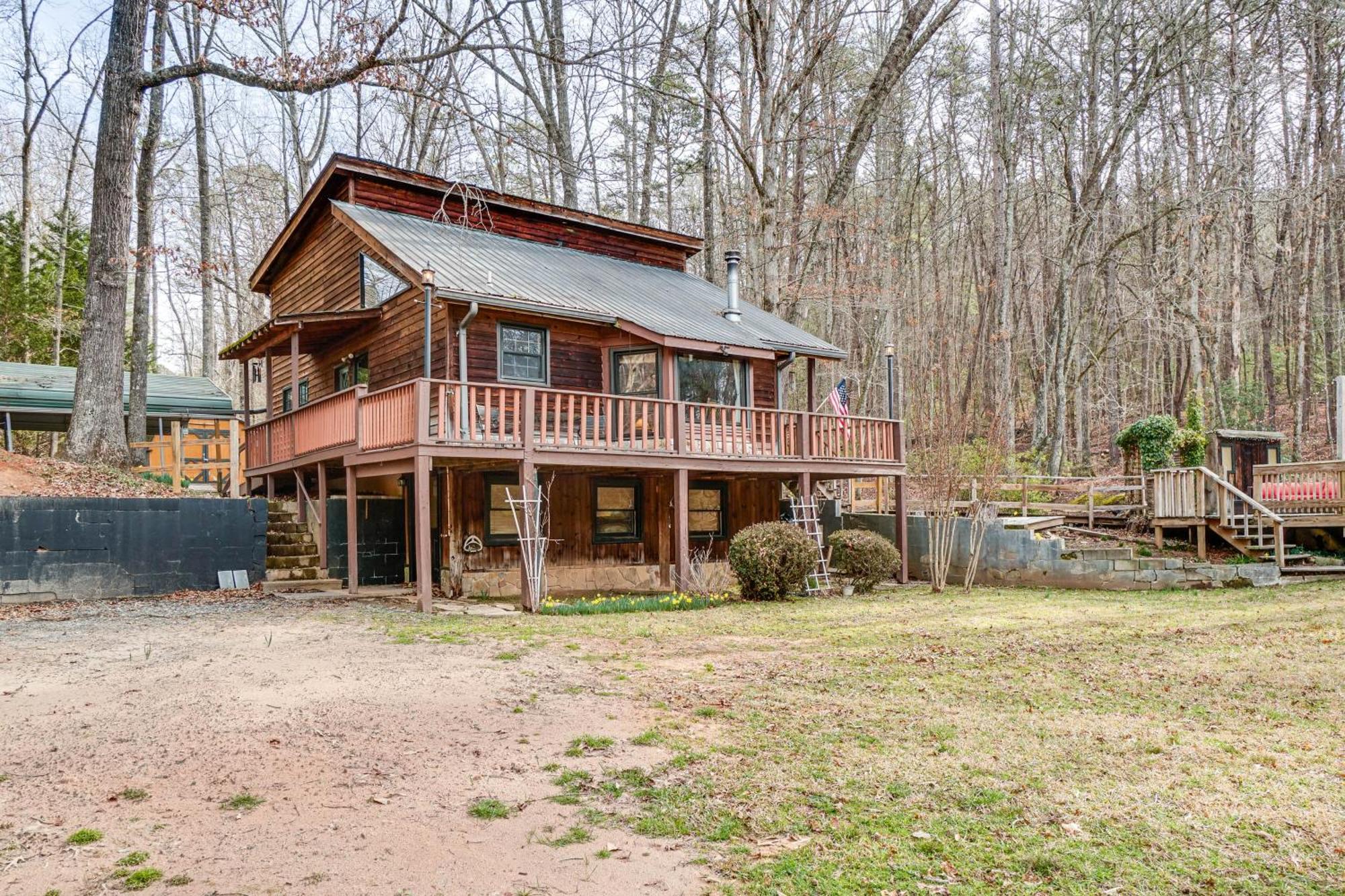Charming Cabin With Fire Pit And Decks About 7 Mi To Helen Sautee Nacoochee المظهر الخارجي الصورة